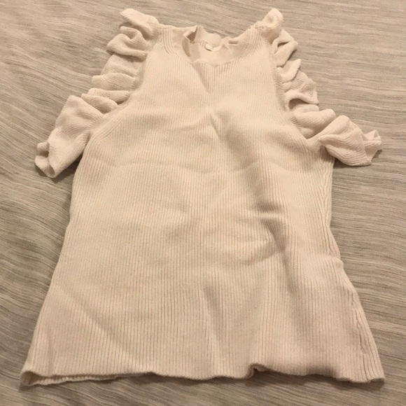 H&M Tops - White Ruffles Women’s Shirt